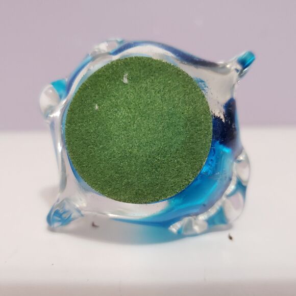 Penguin Art Glass Blue /Clear Figurine Paperweight Home Office Decor 3"×2.5" - Picture 7 of 10